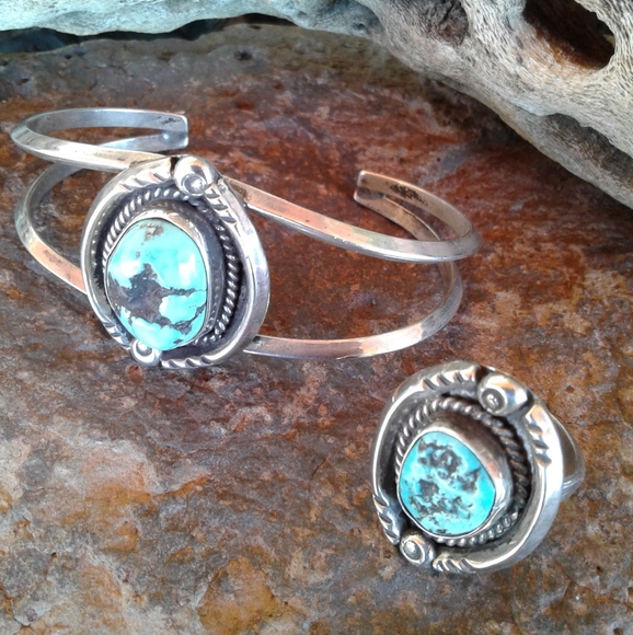 Sterling Silver Vintage Turquoise Cuff & Ring SET - Picture 4 of 16